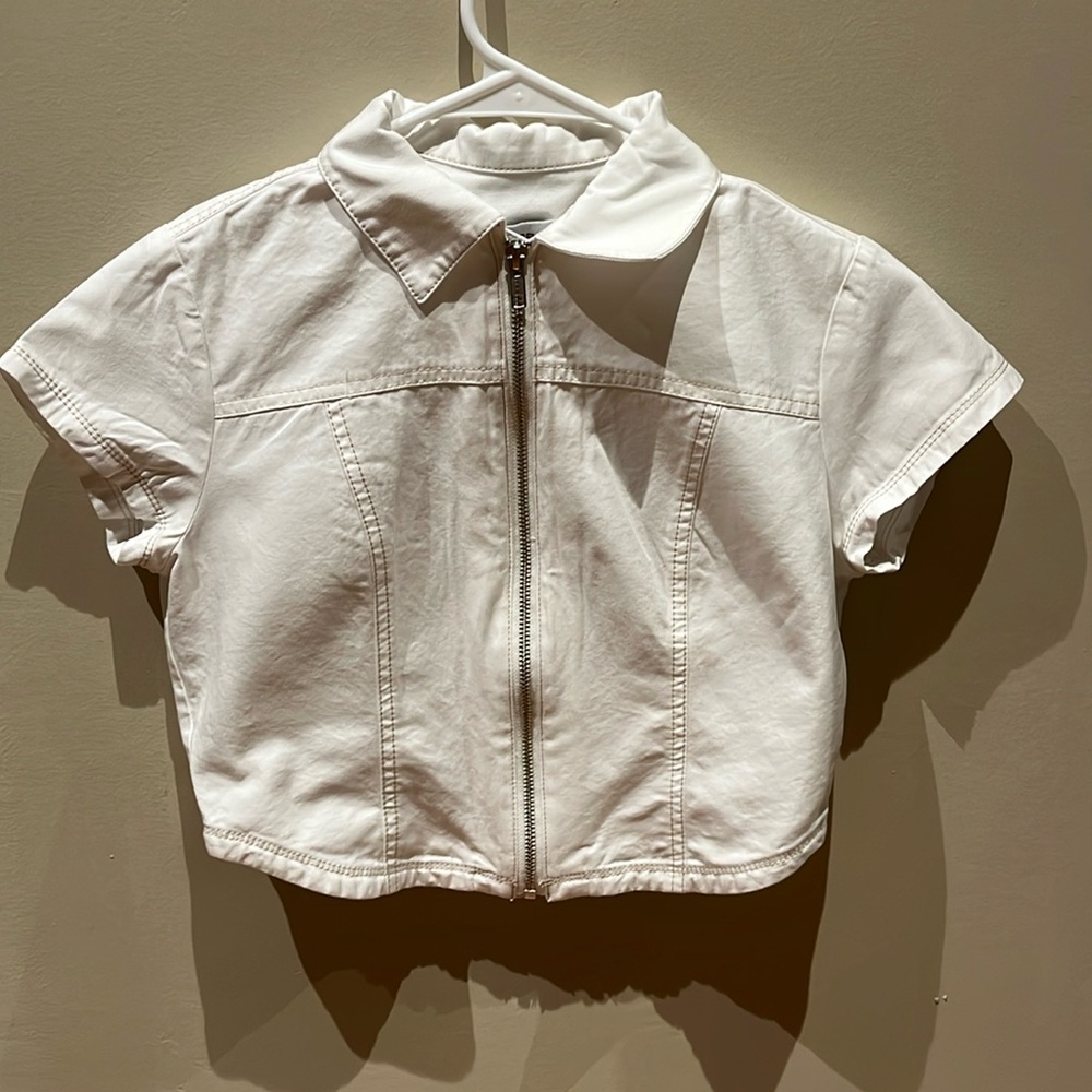 Zip up crop top